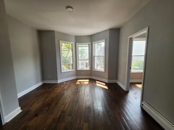 8 William St, East Orange, NJ