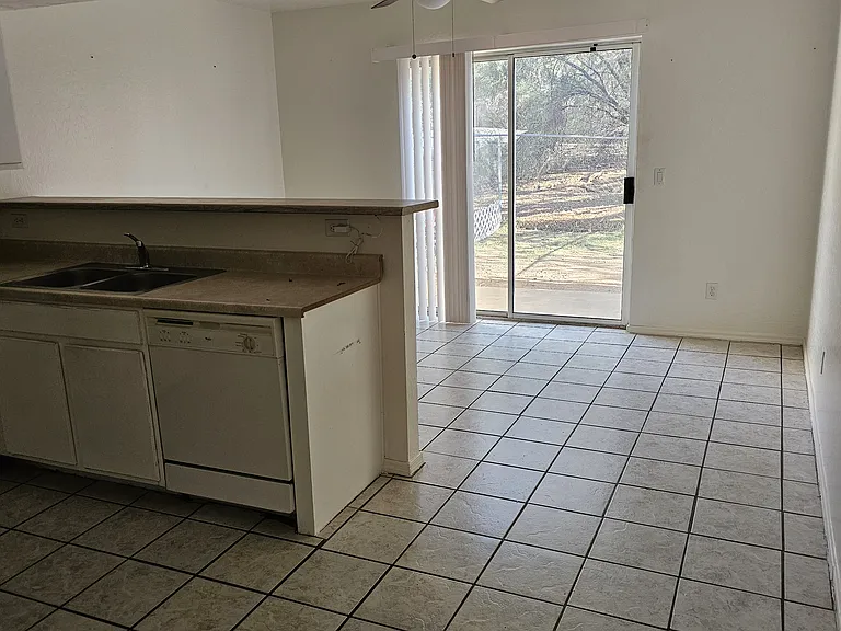5641 S Jacaranda Rd #1 — Photo 5