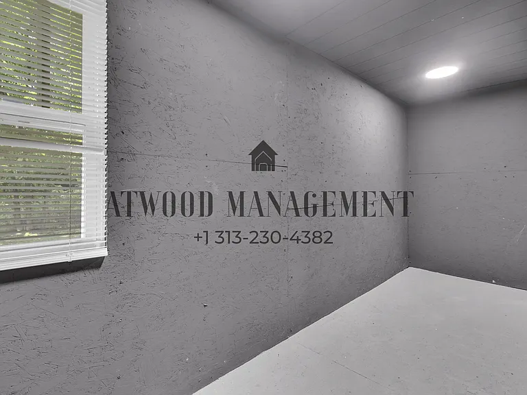 6439 Fischer Ave — Photo 12