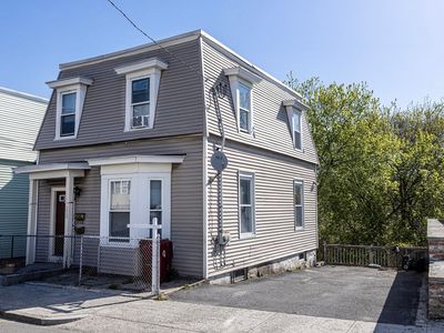 228 Lawrence St, Lowell, MA, 01852