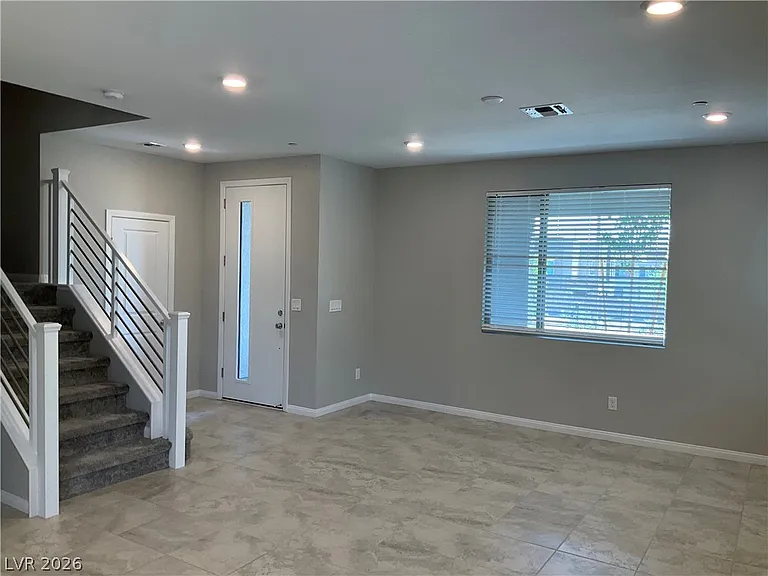 510 Mahogany Ridge St — Photo 3