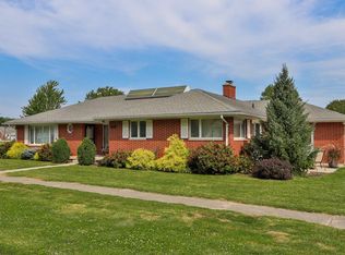110 E Harrison St, Remington, IN