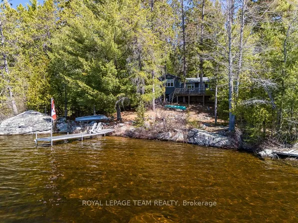 218 Diamond Lake Rd, Madawaska Valley, ON K0J 2E0