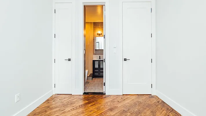 Rented by Nooklyn NYC LLC | media 2