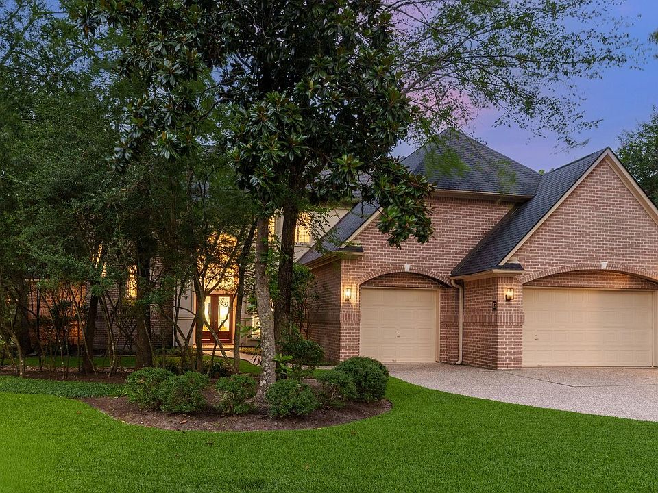 1st image of 47 W Horizon Ridge Pl