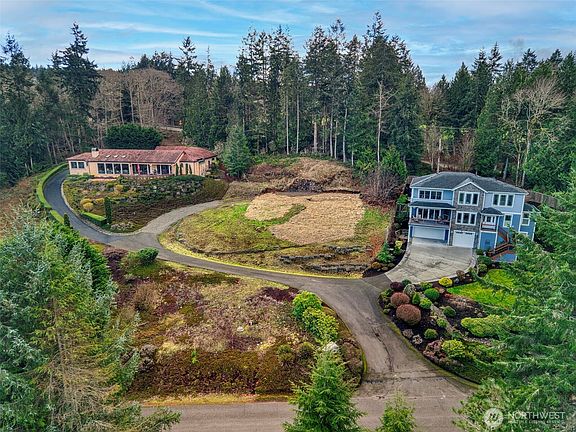 3rd image of 194 Ludlow Bay Road