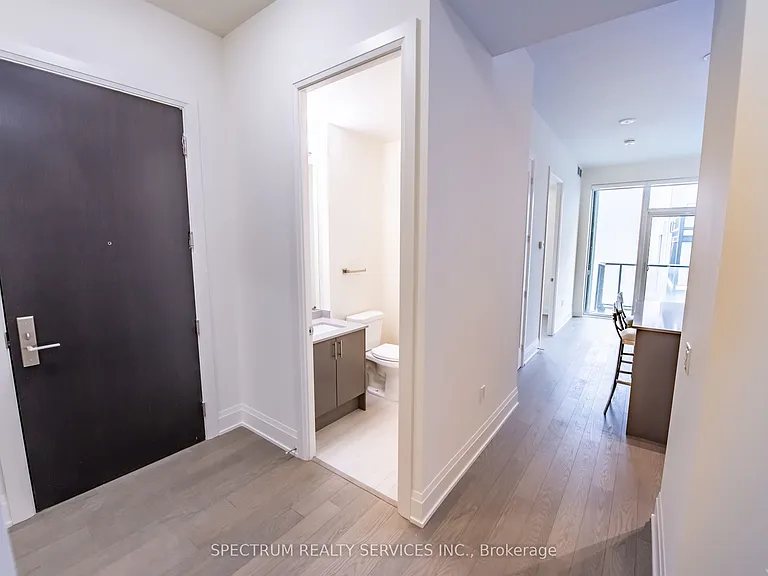 9000 Jane St #Penthouse 119 — Photo 11
