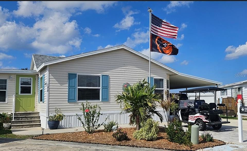 1st image of 122 W Saint Annes Cir