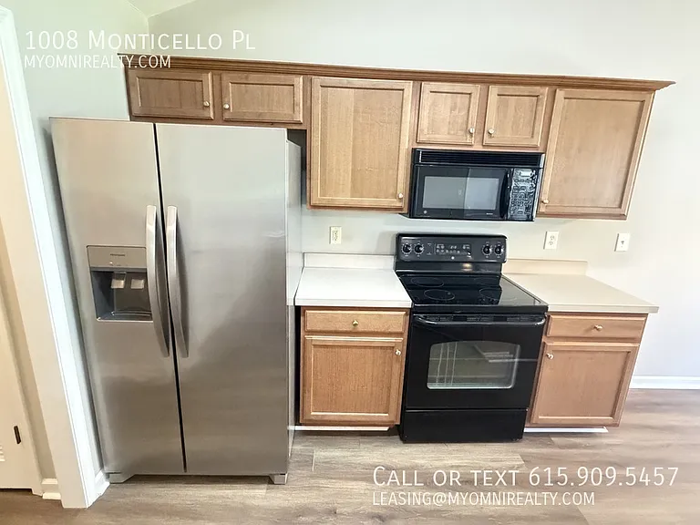 1008 Monticello Pl — Photo 15