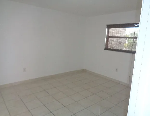 8075 NW 7th St #203 — Photo 9
