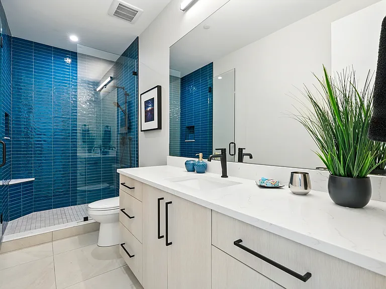 2860 Table Mesa Dr — Photo 22