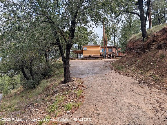 4th image of 78&80 Swallow Dr