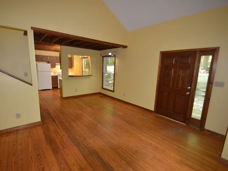 96 Woodside Trl — Photo 4