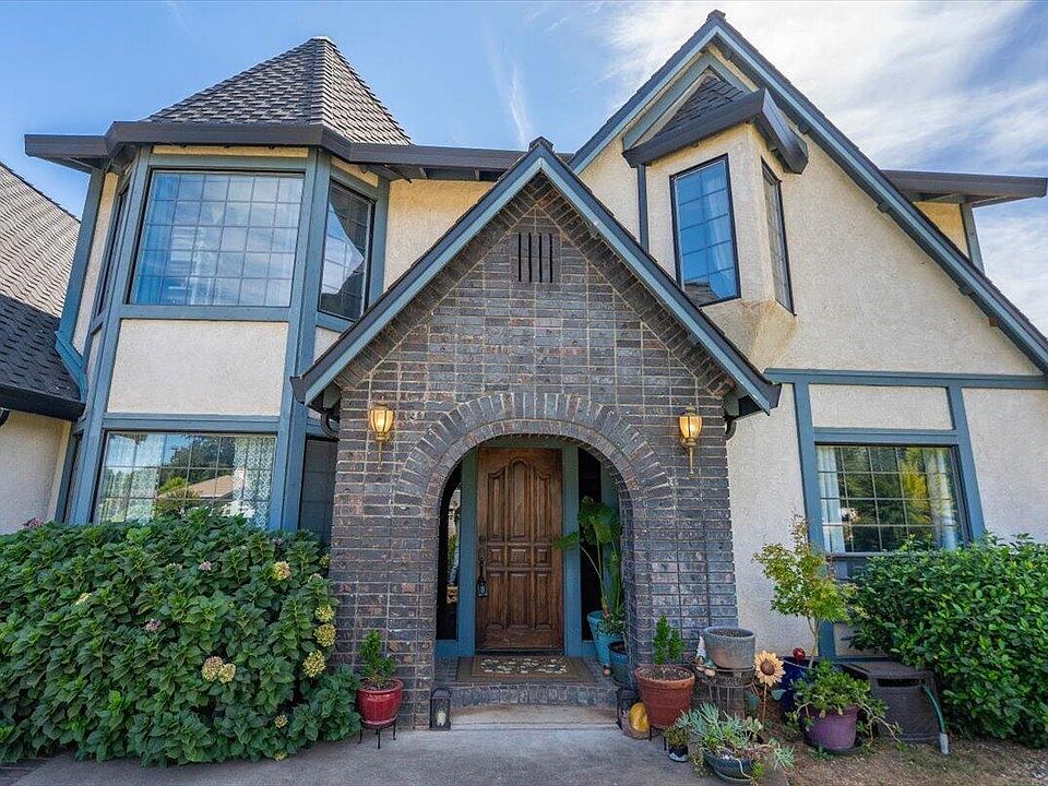 1st image of 20369 Greenview Dr