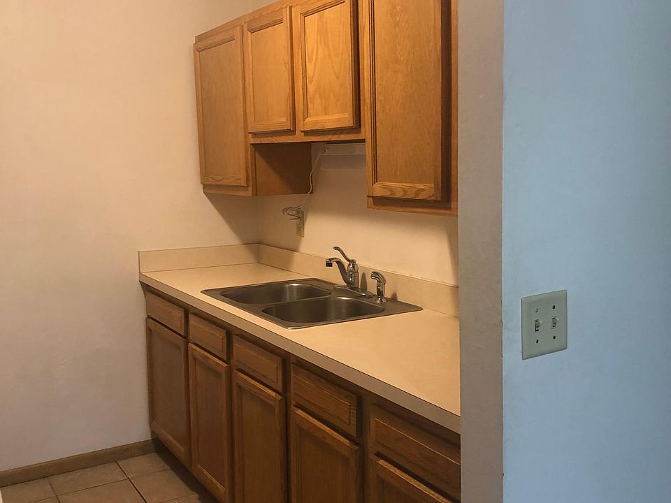 1st image of 1005 Quail Dr #209
