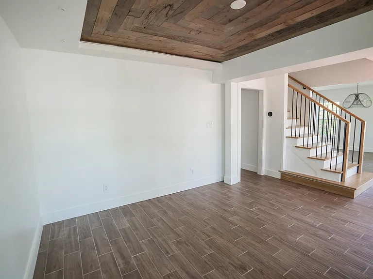 4819 W San Miguel St — Photo 43