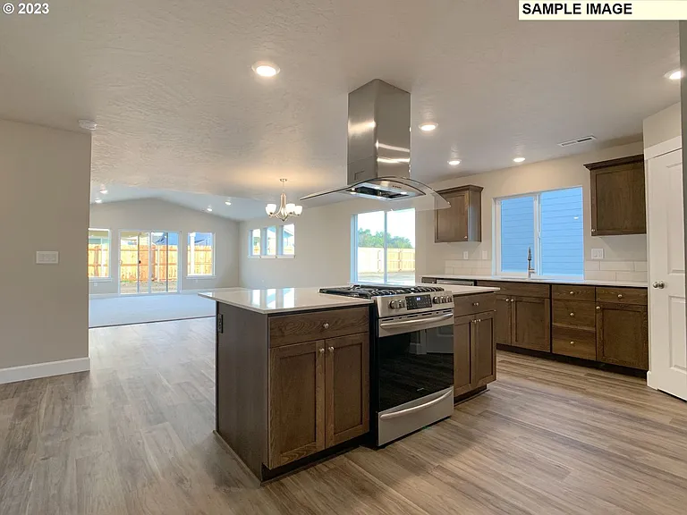 539 E Rosa Ave — Photo 25