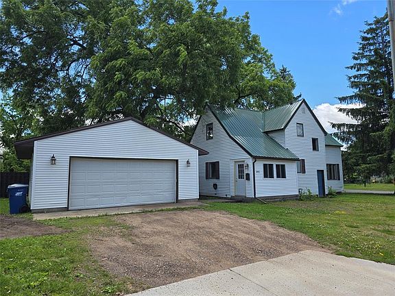 2nd image of 202 E Gates Street