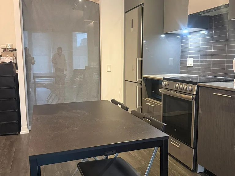 251 Jarvis St #208 — Photo 9