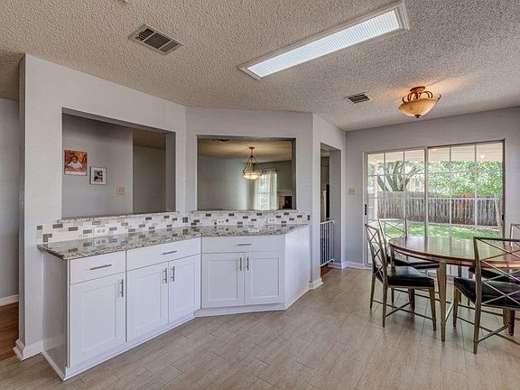 4th image of 1807 Woodland Dr