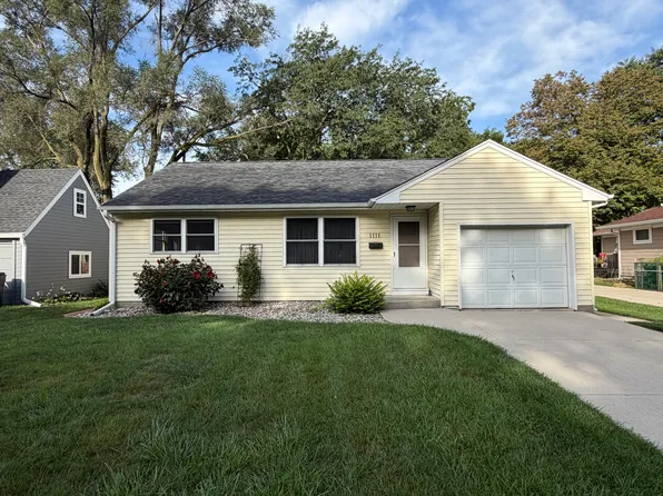 1111 Scott Ave, Ames, IA 50014