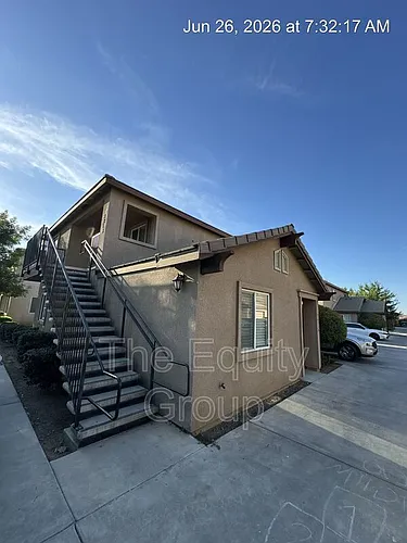 2218 W Lark Ave Photo 1