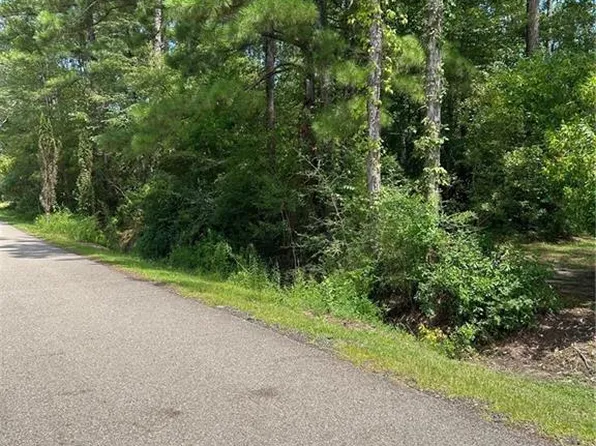 Marion St, Mandeville, LA 70471