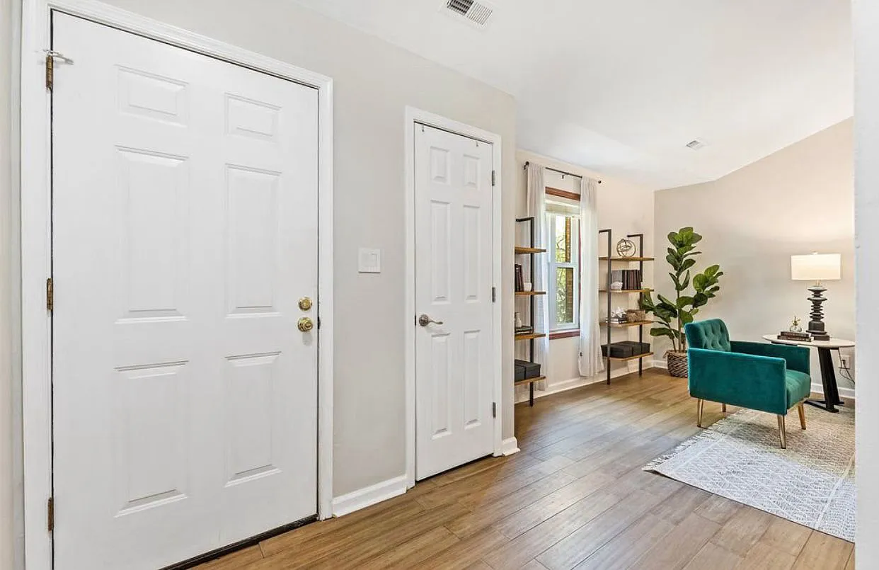5207 Westpine Ct — Photo 2