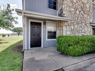 1403 Courtney Pl #A, Cleburne, TX 76033