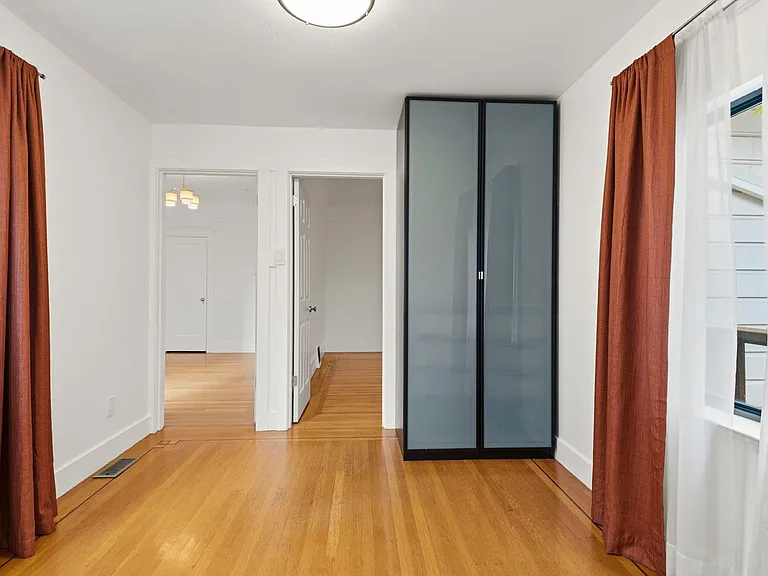 75 Lafayette St #1 — Photo 31