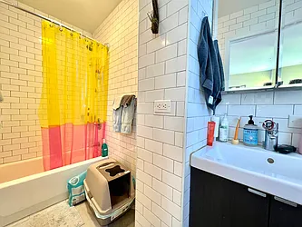 Rented by Nolita Group