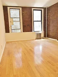 Rented by Best Apartments North Inc