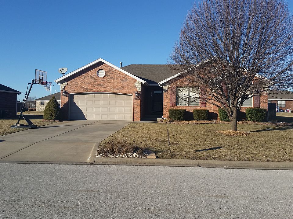 1st image of 507 Cedar Ln