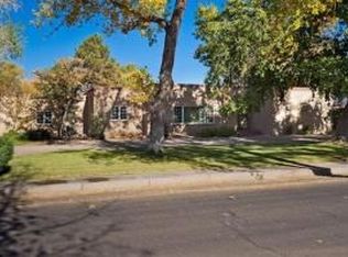 207 Laguna Blvd SW, Albuquerque, NM 87104