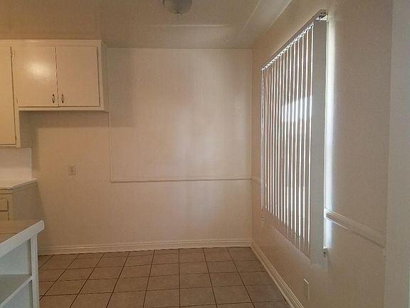 2nd image of 15904 Sherman Way APT 5