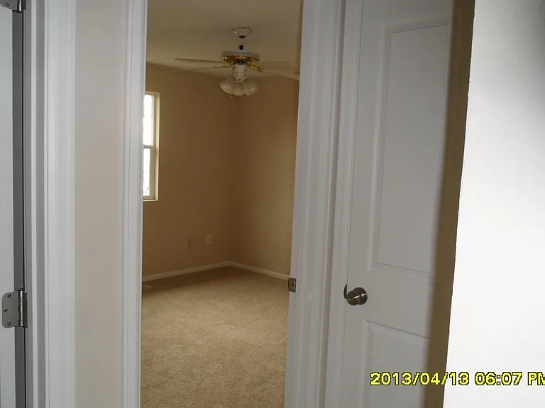 19690 E Oxford Dr — Photo 8