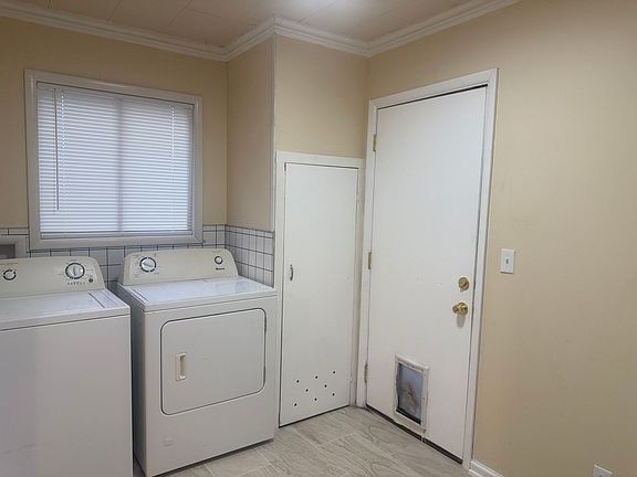 2nd image of 1404 N Kingston Ave