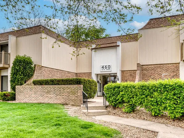 460 74th St #S-201, Downers Grove, IL 60516