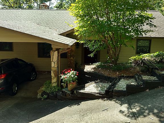 Drive Way