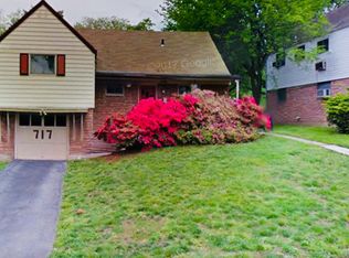 717 Oxford Rd, Bala Cynwyd, PA 19004