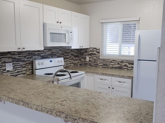 4th image of 39132 County Road 54 Unit 2262