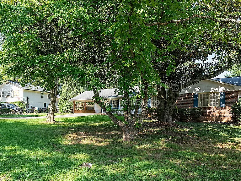 120 Burnett Way — Photo 29