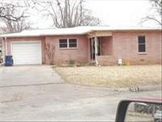 1st image of 121 Kessler Dr