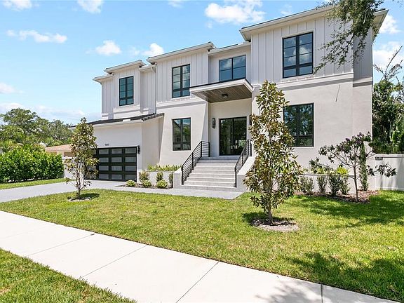 3rd image of 5003 W POE AVENUE
