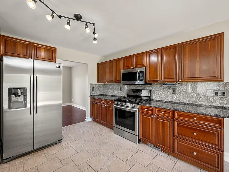 3129 Bendelow Rd — Photo 10