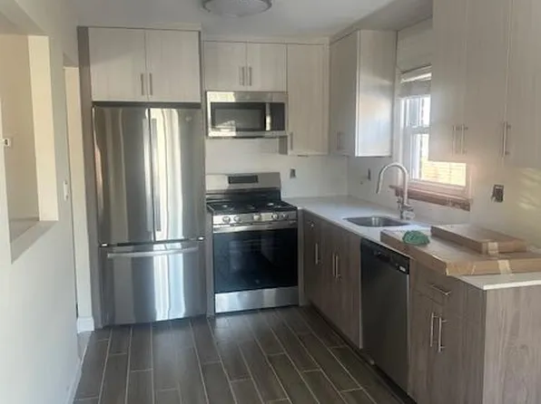 14618 23rd Ave, Whitestone, NY 11357