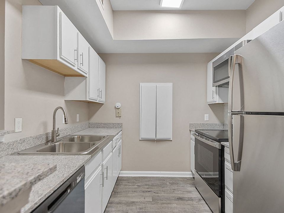 Renovated One-Bedroom Kitchen