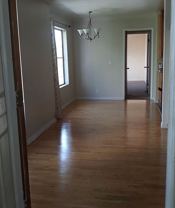 1st image of 311 N Westlake Ave