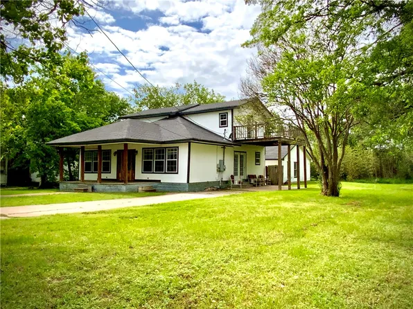 101 S Archer St, Groesbeck, TX 76642