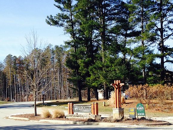 2nd image of 8541 Mystic Pines Ct